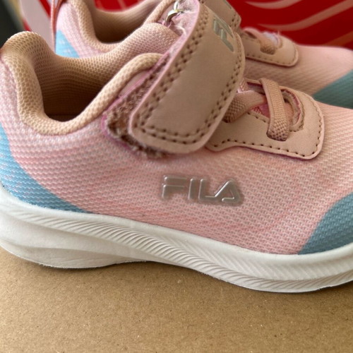 FILA fast 2V kids sports shoes used, size 22