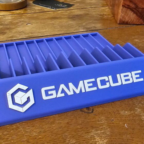 Nintendo GameCube game holder for 12 games like new