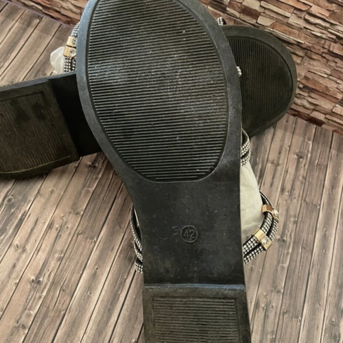 Flat sandals black with strass size 41 like new