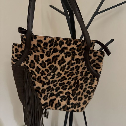 Martissima by Marta shoulder bag leopard print like new with fringes