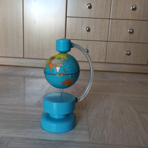 Illuminated globe used, needs repair