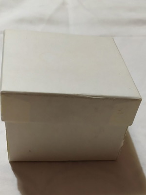 Paper box used, 7x7 cm