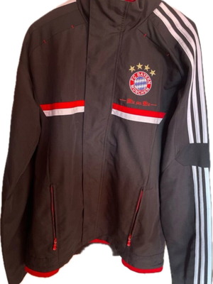 Τζάκετ Bayern Munchen σαν καινούργιο, γνήσιο, μέγεθος Medium