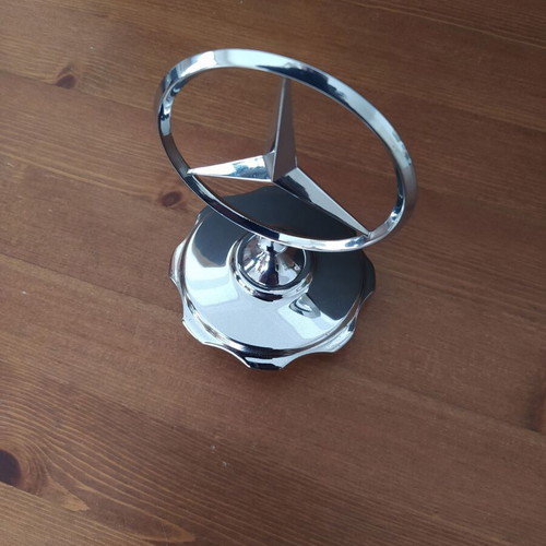 Mercedes Benz W110 Front Emblem 1961-68 used with base