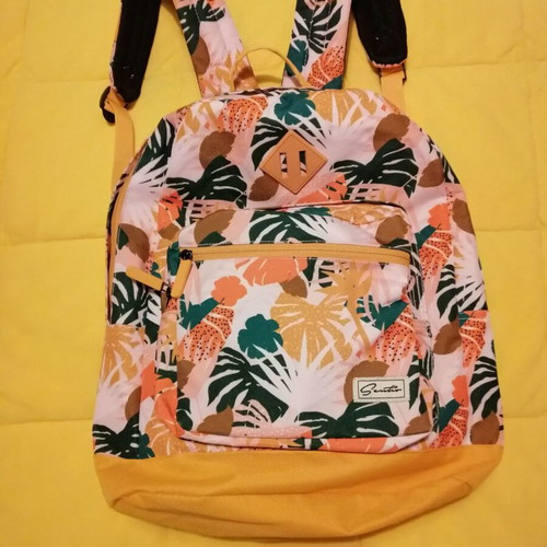 Santos backpack with reinforced back like new
