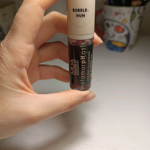 MUA Lip Oil like new, shade Bubblehun