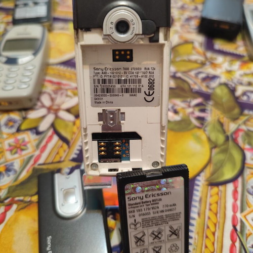 Sony Ericsson T630 used mobile phone black, battery loose, no charger