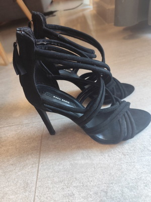 Zara basic black high heel sandals size 37