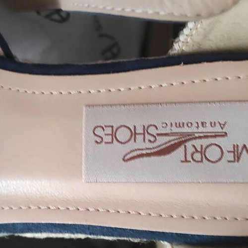 Comfort shoes size 40 like new, blue sandals platforms