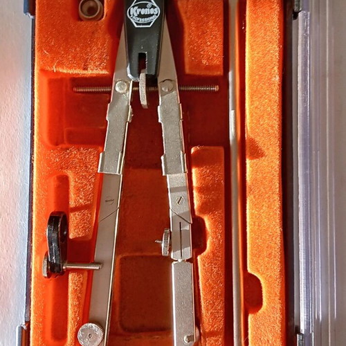 Kronos 900 compass used with extension and case