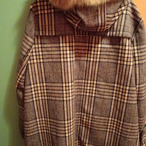 Checked coat with hood and fur like new