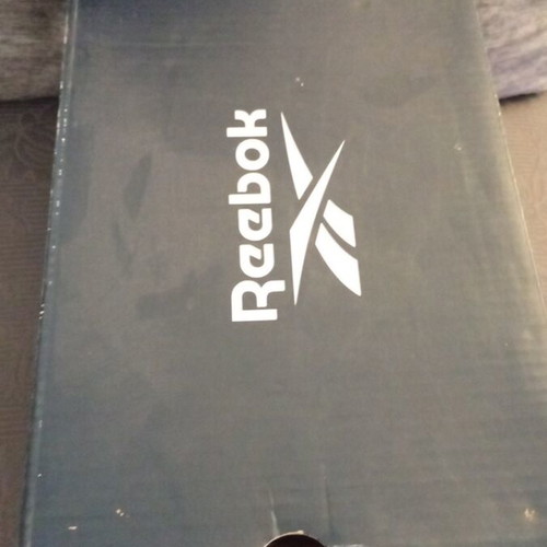 Reebok kids shoes size 24.5 like new, gray with rhino design