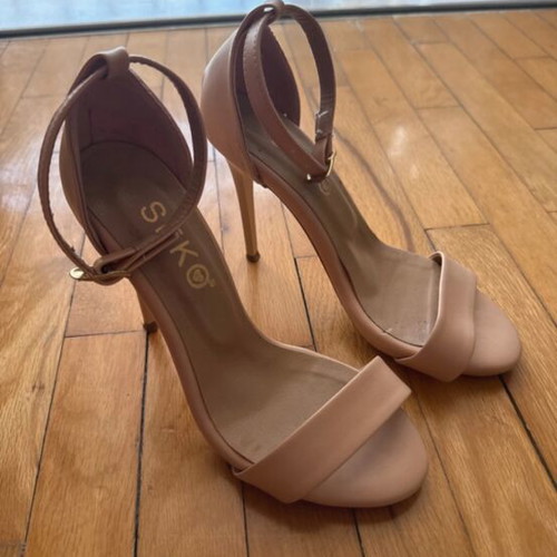 Sandal like new, beige, size 36, very comfortable