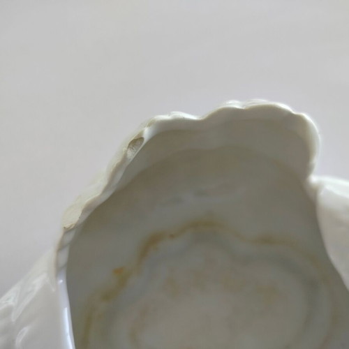 Porcelain decorative swan used, Keramikos