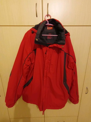 Oxbow jacket XL red like new with fleece inner lining
