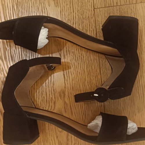 Alpe black suede sandals size 38 like new with 5cm block heel