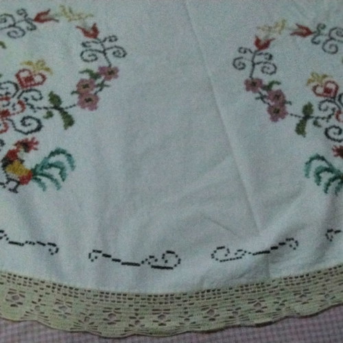 Round tablecloth handmade with handmade lace new