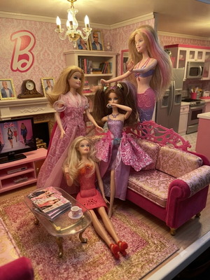 Vintage Barbie dolls pack of 4 from 2000s movies