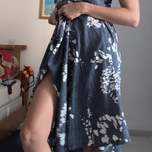 Maxi floral dress medium size like new, Queen Fashion, blue multicolor