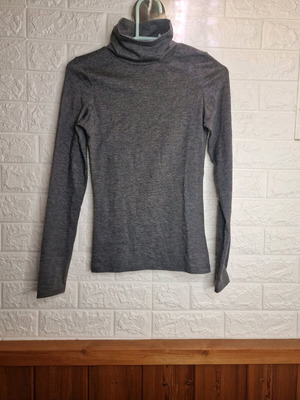 Turtleneck shirt gray dark like new, size XS