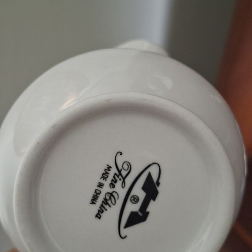 Chinese porcelain tea set
