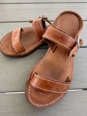 Children's leather sandals with strap, size 26, brown