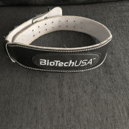 BioTechUSA lifting belt like new
