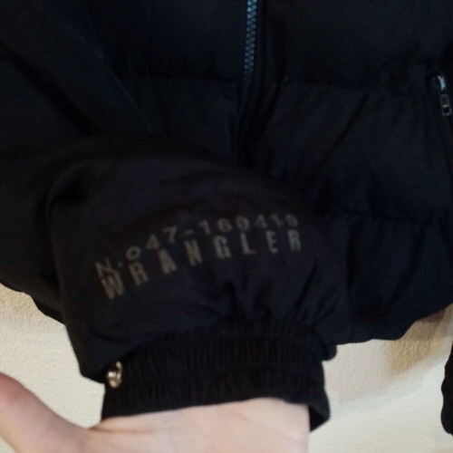 Wrangler men's black down jacket used, khaki interior, size M