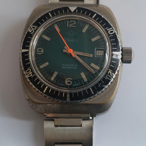 Watex 38.5mm  diver 200m,watch, Manual 17 jewels mens watch. Working