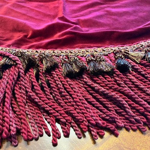 Tablecloth used with 160cm diameter and stain
