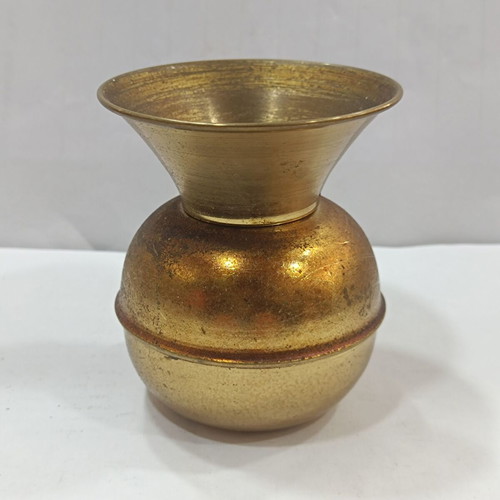 Vintage decorative miniature spittoon made of brass like new