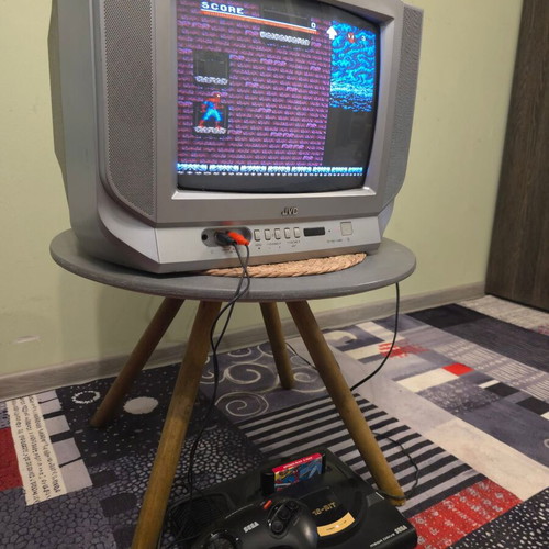 Sega Mega Drive 1 like new with TV and Spider Man game