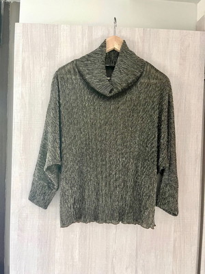 Penny Sabbado blouse new, size XS/S, gold with black details