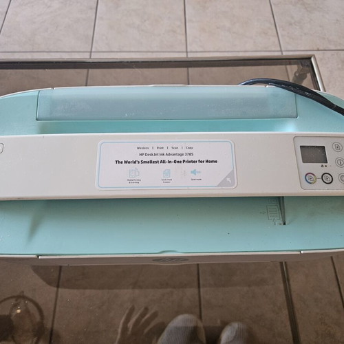 HP DeskJet Ink Advantage 3785 printer like new and LG screen 2010
