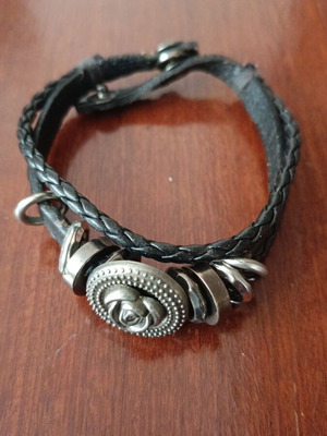 Bracelet with button like new