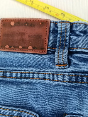 Pull & Bear jeans used, size L, with small defect