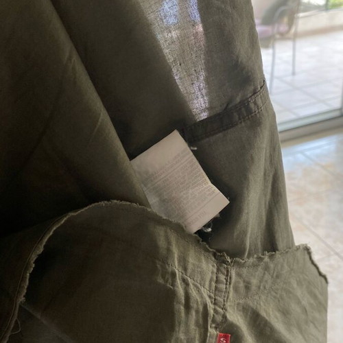 Levi’s women’s shirt M khaki thin fabric like new