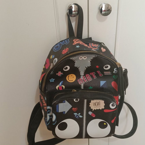 Backpack like new, colorful design