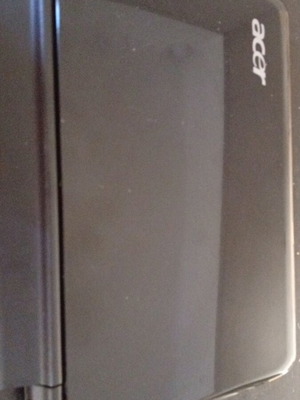 Acer Aspire ZA3 laptop used, 11.6 inch, Intel Atom Z520, 2GB RAM, 120GB SSD