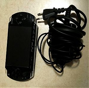 Κονσόλα PSP 2000 με καινούργια μπαταρία 1800mah και φορτιστή
