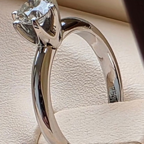 Solitaire ring white gold K18 new with 0.60cts diamond
