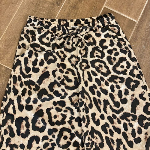 Ψιλόμεση παντελόνα Animal Print σαν καινούργια, μέγεθος M