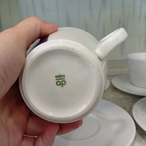 Lavazza porcelain cups set of 6 like new