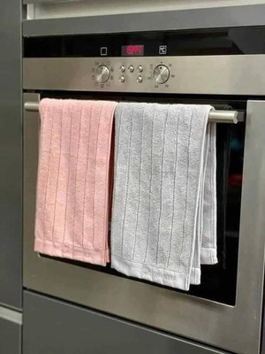 Tupperware kitchen towels set of 2 new