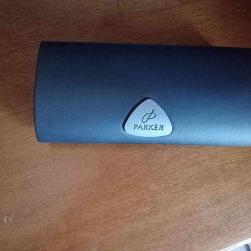 Parker pen with case like new