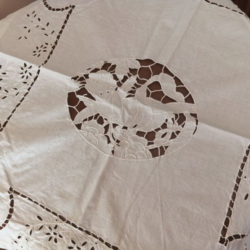 Tablecloths set of 3, 2 with angels and 1 plain, new, 70x70 cm
