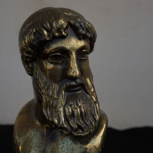 Bronze bust of Zeus used