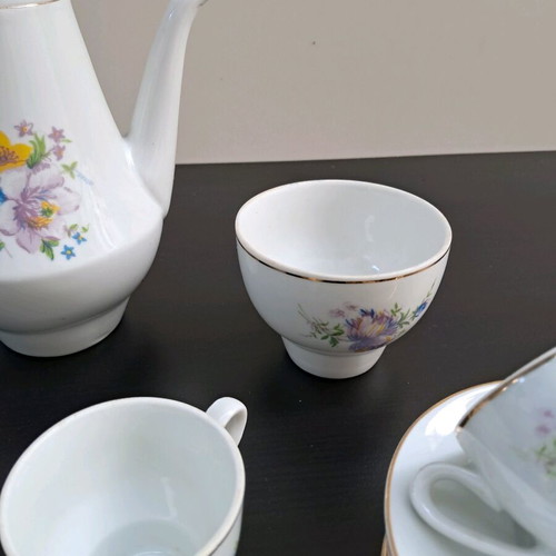 Coffee serving set with jug in excellent condition