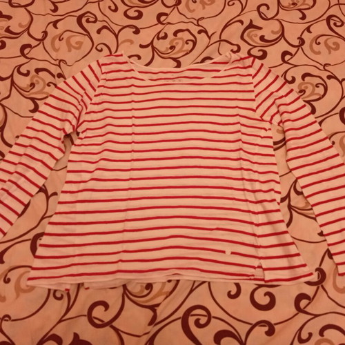 Stradivarius long-sleeve t-shirt, white and red stripes, size M