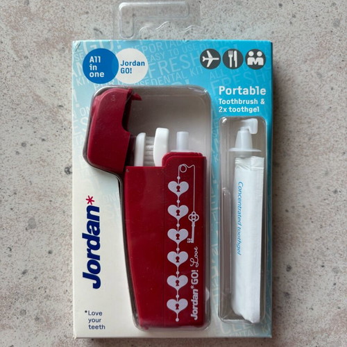 Jordan GO! Portable Travel Toothbrush with 2x Concentrated Toothgel new